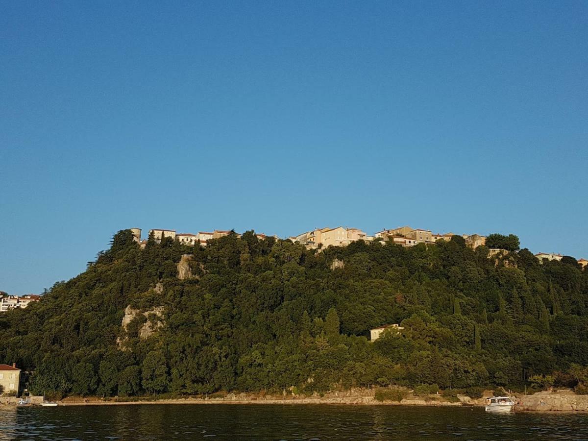 Villa Masha Omisalj Luaran gambar