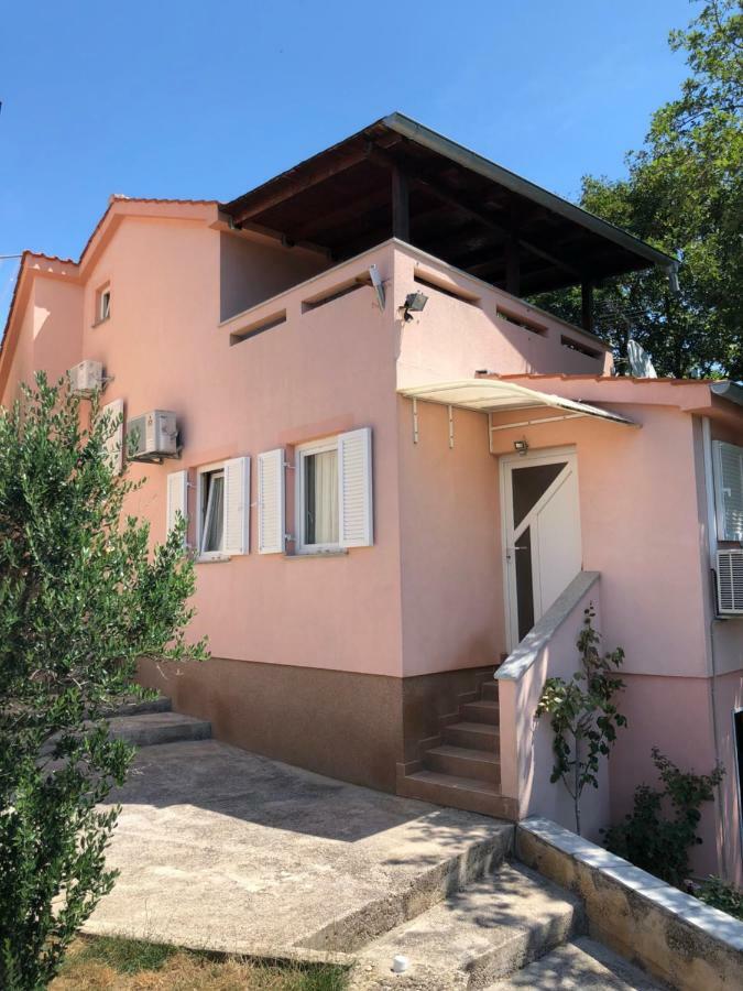 Villa Masha Omisalj Luaran gambar